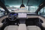 Tesla Model X - Image 11