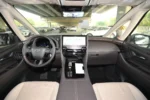 Toyota Alphard - Image 5