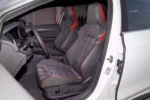 ⁦Volkswagen Golf GTI⁩ - الصورة ⁦9⁩